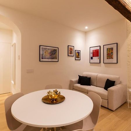 Domus Ticinese Apartment Milan Exterior photo